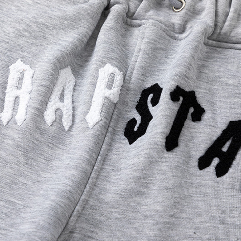 Trapstar Split Arch Grauer Trainingsanzug – Stylisch, Bequem, Urban Chic