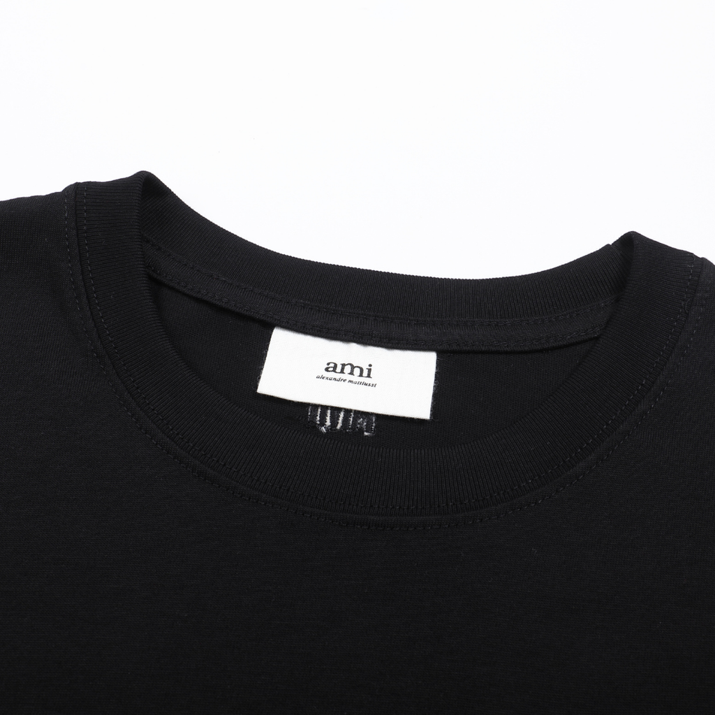 AMI Paris Herz-Logo T-Shirt - Premium Baumwolle, Bequem, Stilvoll für Unisex