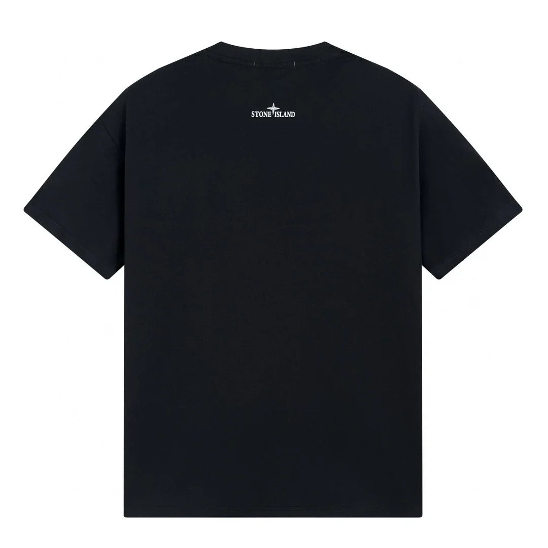 Stone Island Monochromes T-Shirt: Premium Baumwolle, Klassischer Stil, Exklusives Patch-Design