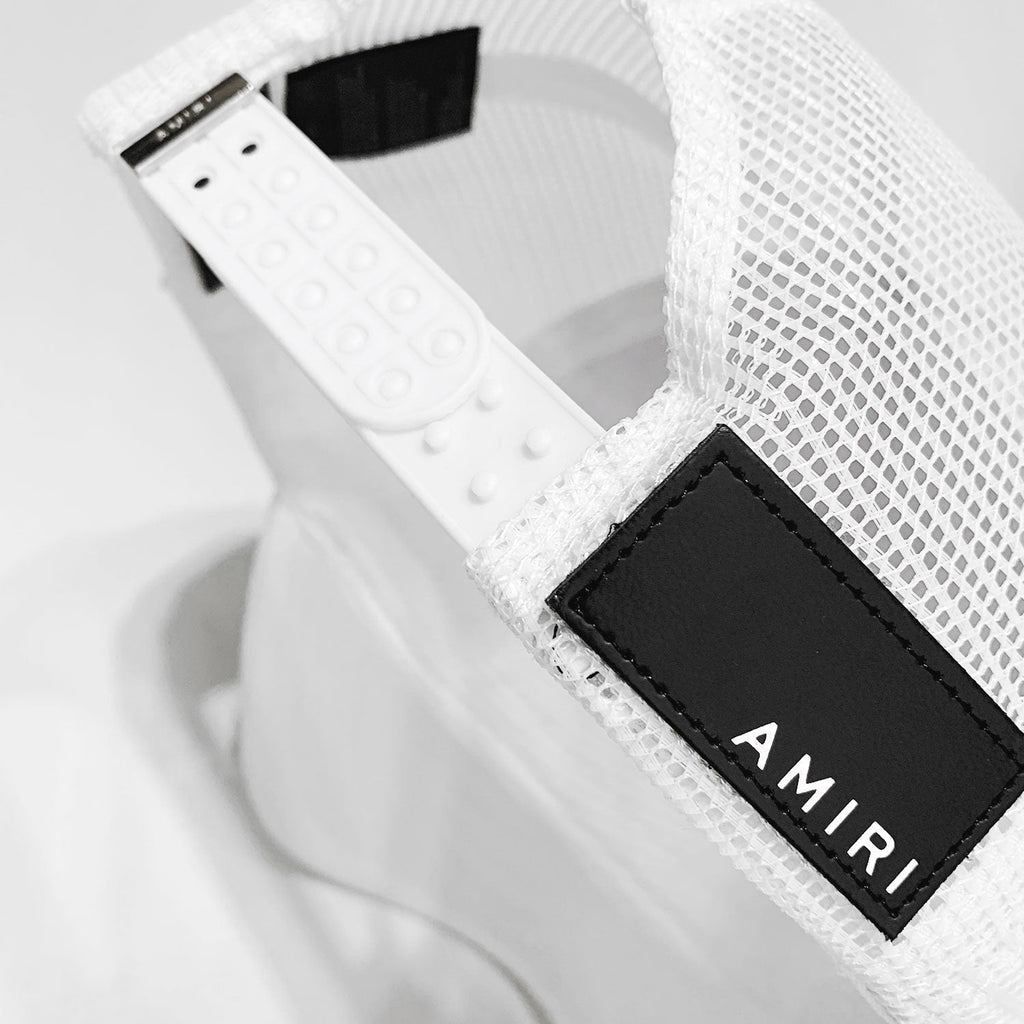 Exklusive Amiri Logo Kappe Weiß/Schwarz – Premium Designer Basecap für Streetwear-Fans