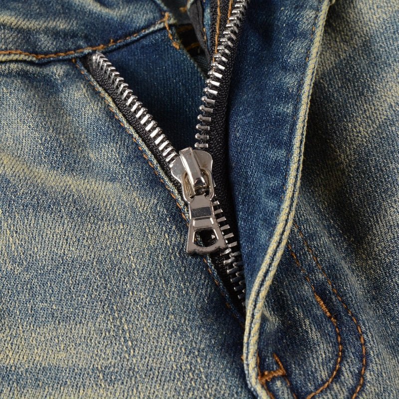 Amiri Patch-Effekt Blue Jeans: Luxuriöse Designer Denim mit Rock'n'Roll Flair