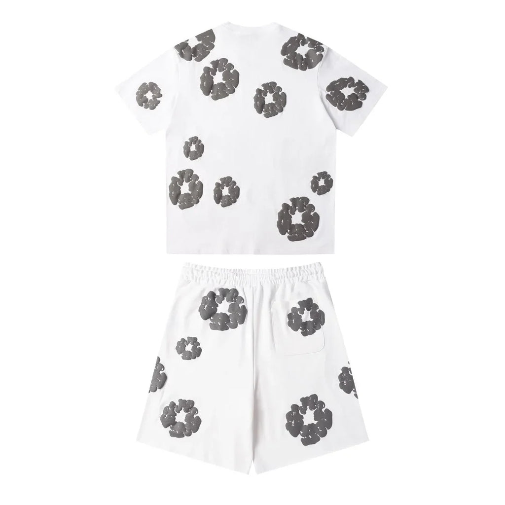 Denim Tears Stylisches Weiß-Graues Short-Set: Cooler Look für entspannte Tage
