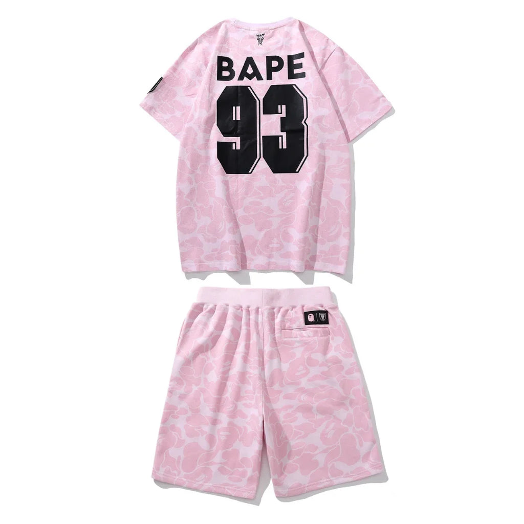 Stylisches BAPE Miami Streetwear Set: T-Shirt & Shorts für angesagte Looks