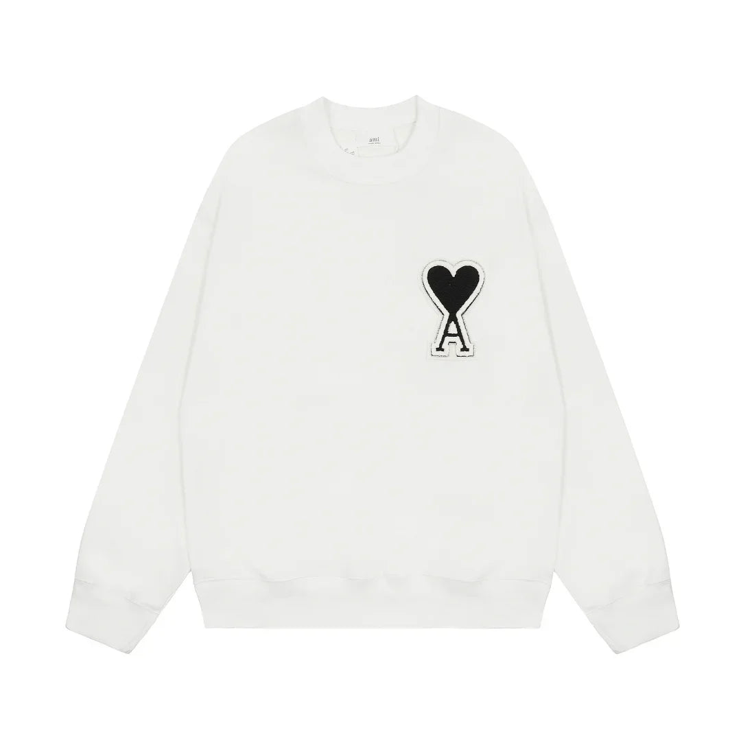 AMI Paris Unisex Hoodie: Stilvoller Komfort mit Herz-Logo für deine Garderobe