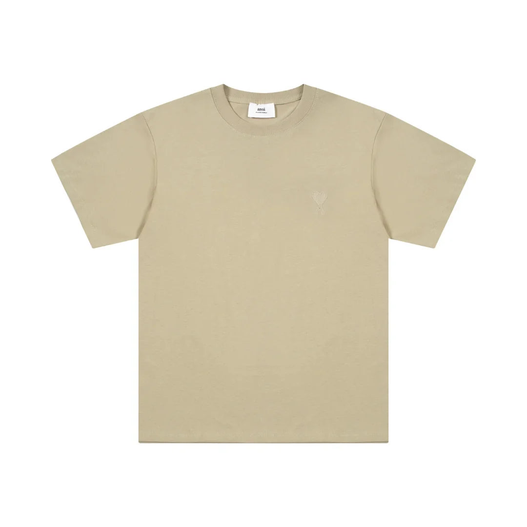 AMI Paris Unisex Baumwoll T-Shirt mit Herz-Logo – Luxuriöser Designer Komfort