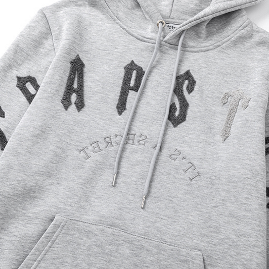Trapstar Decoded Arch 2.0 Grauer Trainingsanzug: Urbaner Style für Komfort & Auftritt