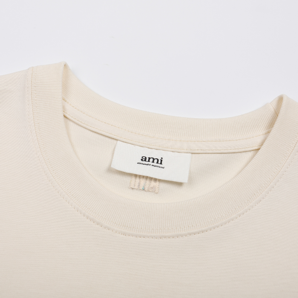 AMI Paris Herz Logo Baumwoll T-Shirt Herren – Klassisch, Bequem, Stilvoll