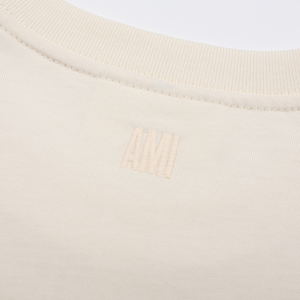 AMI Paris Herz Logo Baumwoll T-Shirt Herren – Klassisch, Bequem, Stilvoll