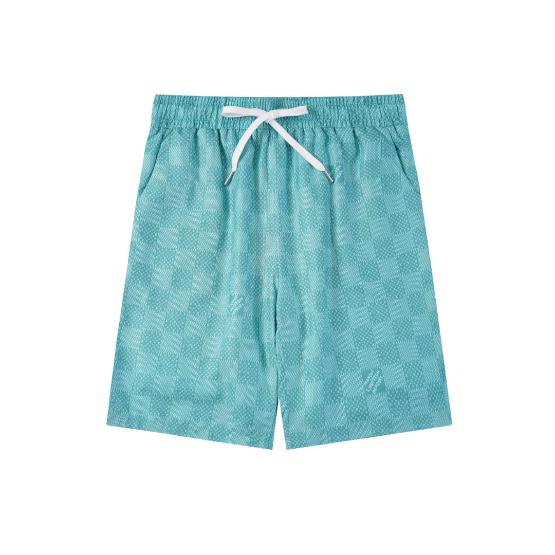 Louis Vuitton Monogramm Set: Edles T-Shirt & Shorts für luxuriösen Freizeit-Stil