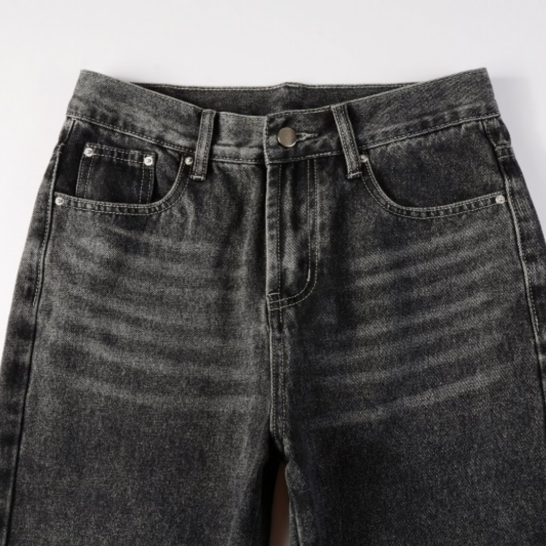 Amiri Ausgestellte Graue Jeans: Luxuriöser Denim für Stilbewusste