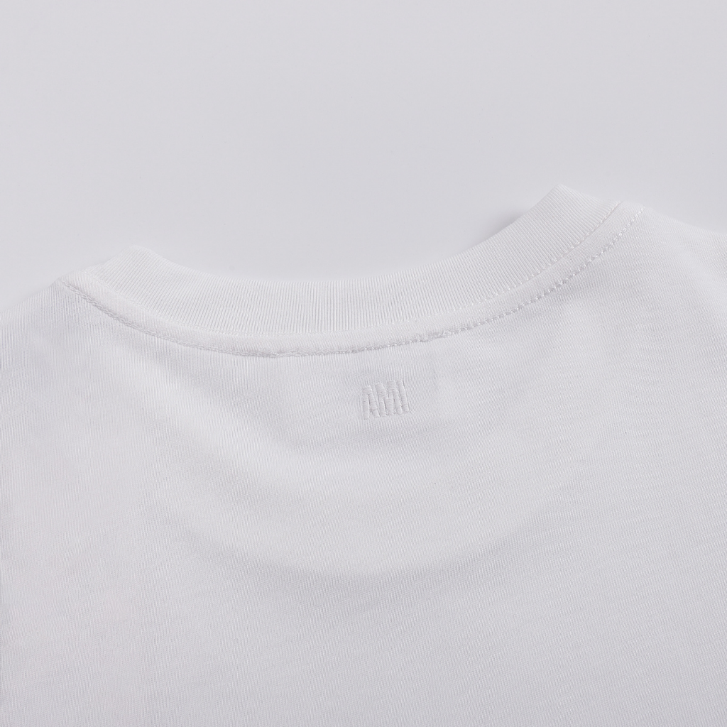 AMI Paris Unisex Designer T-Shirt – Hochwertige Baumwolle mit Herz-Logo