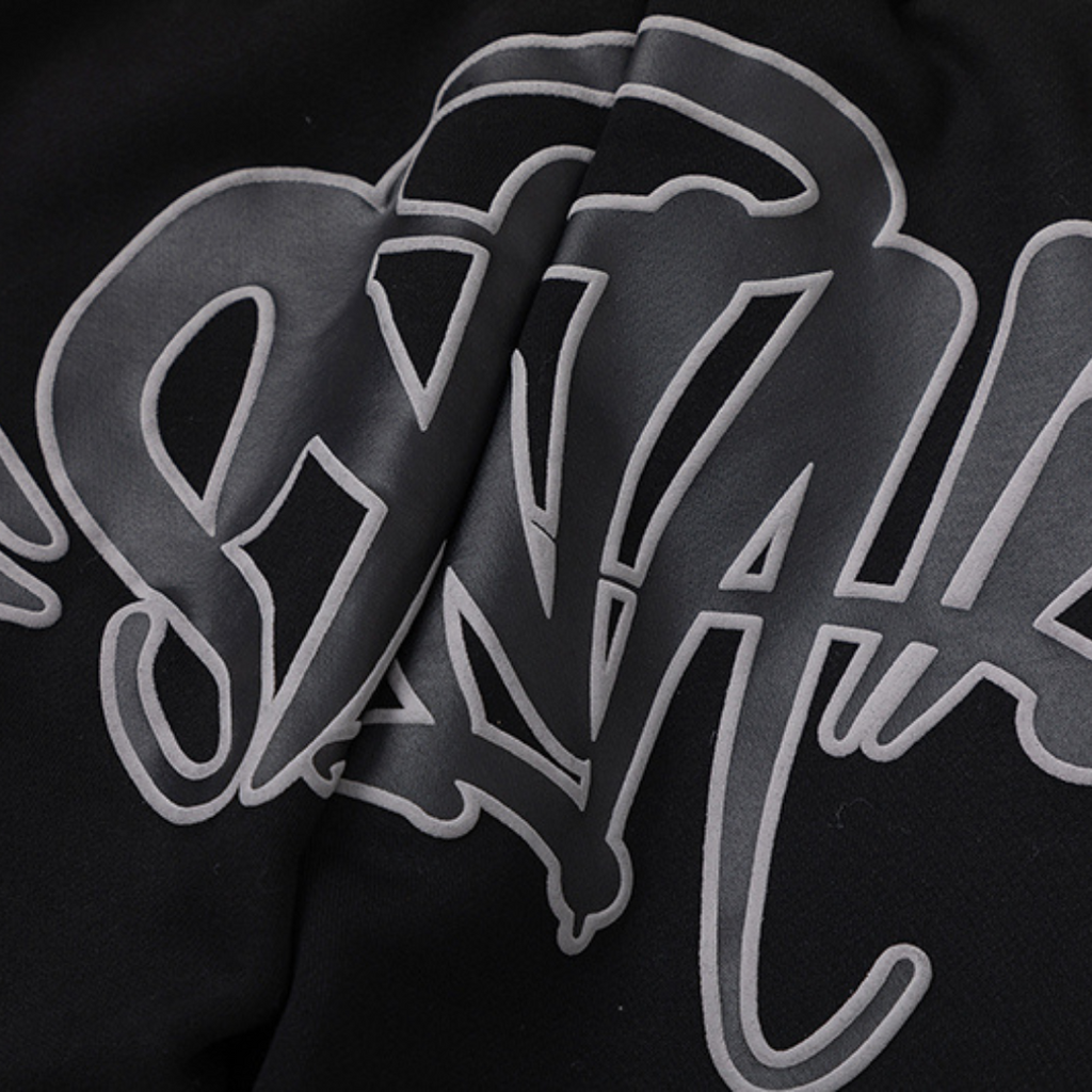 Syna World Logo Schwarz Trainingsanzug: Lässiger Urban Streetwear Komfort Set