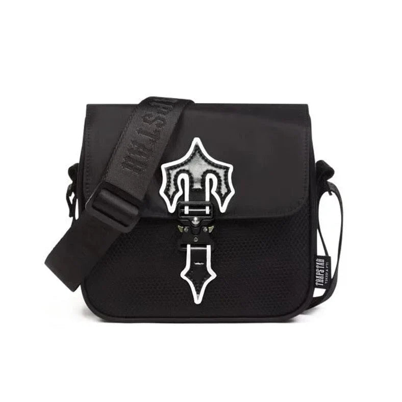 Trapstar Reflektierende Irongate Umhängetasche Schwarz – Stilvolle Streetwear Bag