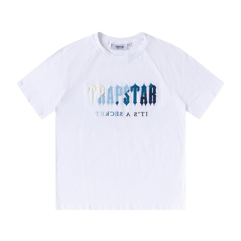 Trapstar Decodiertes Eis-Short-Set: Stilvoller Chenille-Look in Weiß-Blau