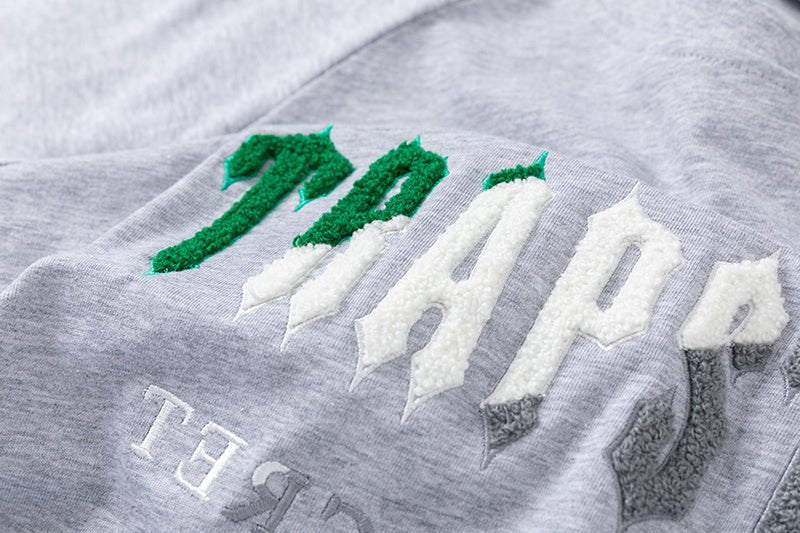Trapstar Decoded Chenille Shorts Set Grau Grün Herren Streetwear Outfit