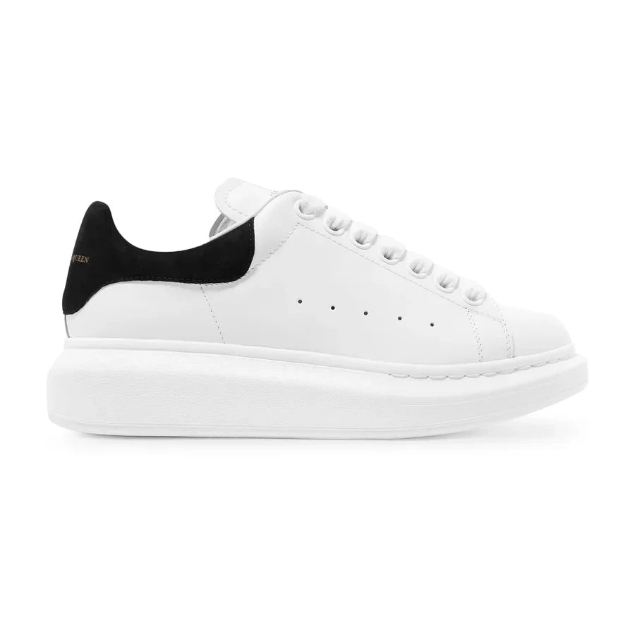 Alexander McQueen Erhöhte Sohle Weiß Schwarz Wildleder Sneaker Luxus Turnschuh