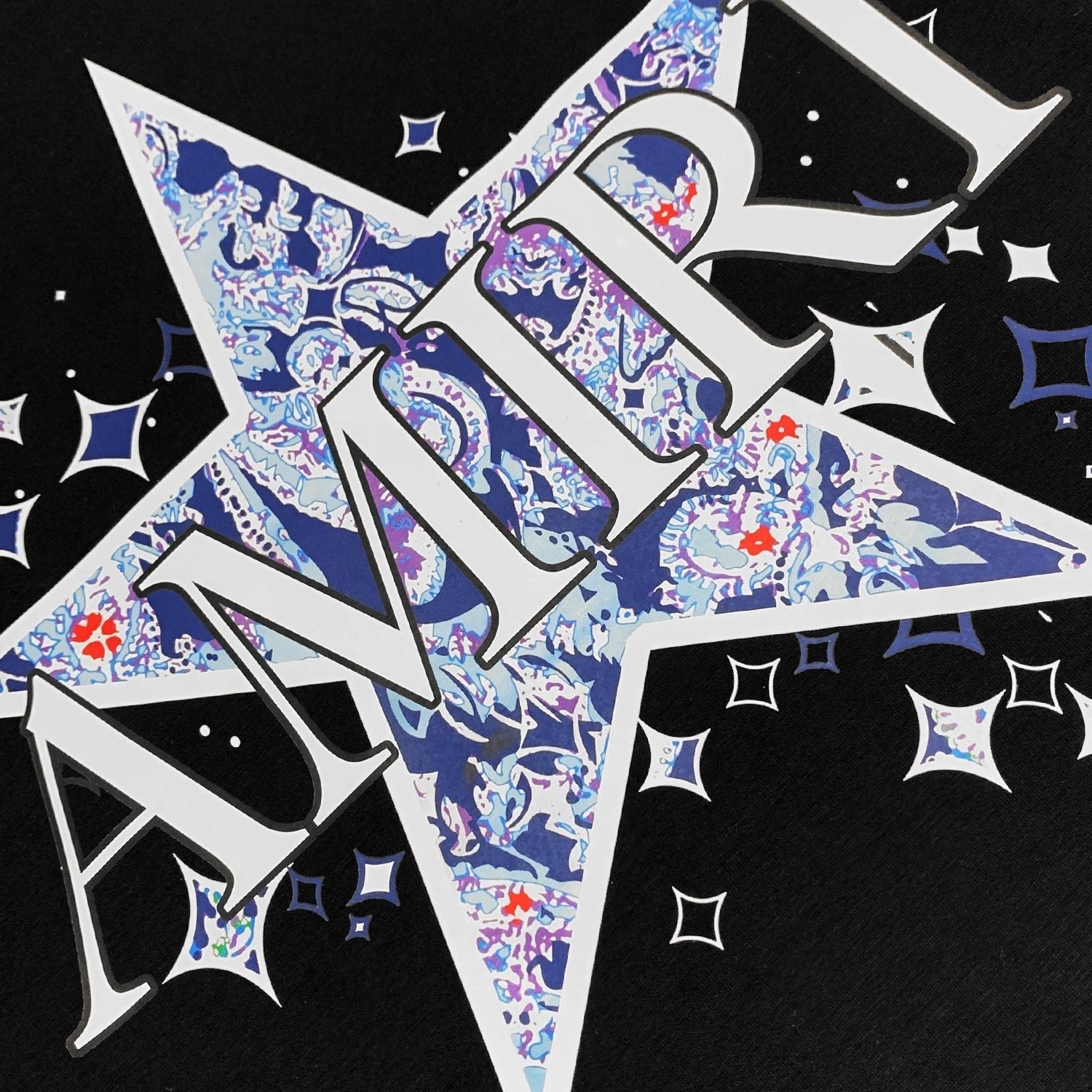 Amiri Paisley Star T-Shirt für Herren – Luxuriöses Designer-Shirt mit Stern-Muster