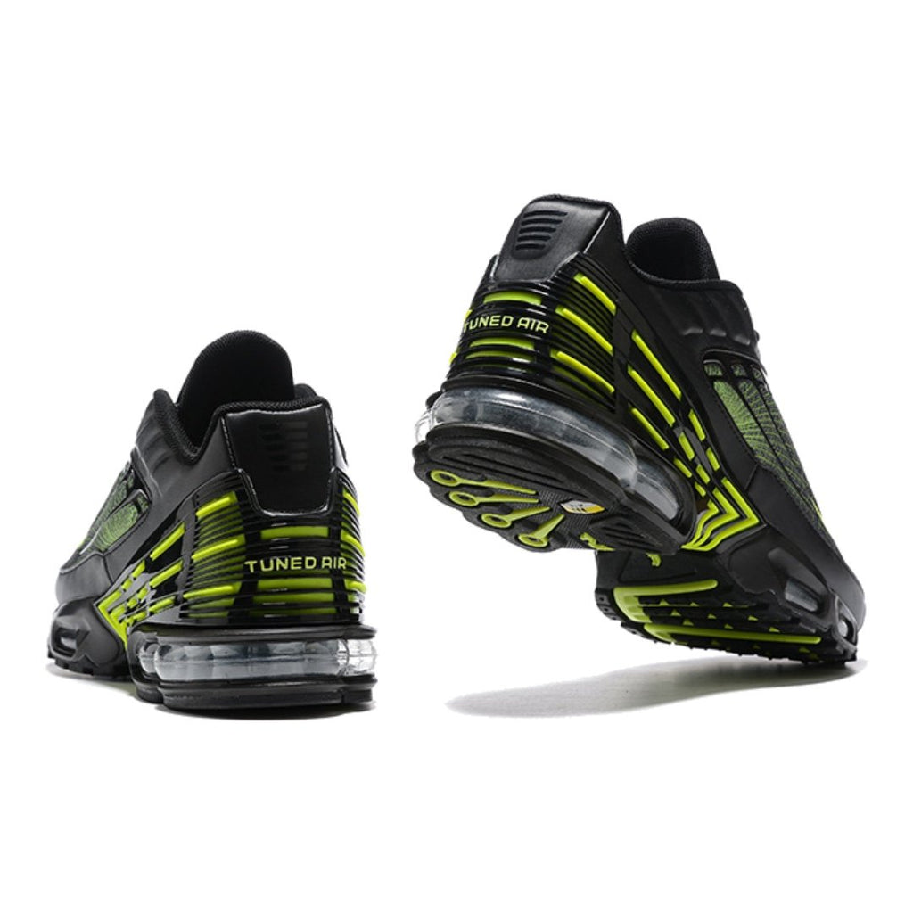Nike Air Max Plus 3 TN Sneaker: Federnde Dämpfung, Futuristisches Design, Ultimativer Komfort