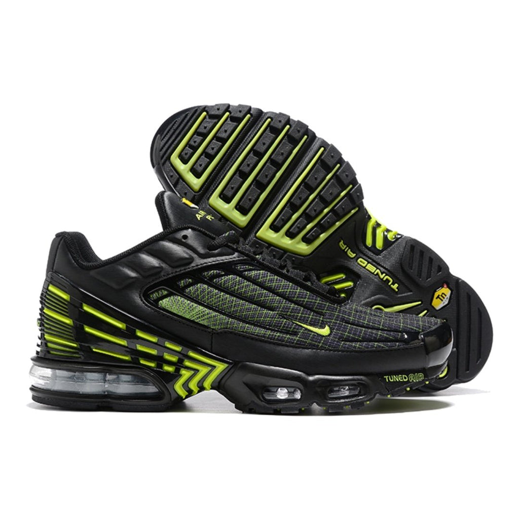 Nike Air Max Plus 3 TN Sneaker: Federnde Dämpfung, Futuristisches Design, Ultimativer Komfort